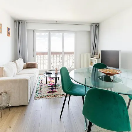 Apartment Elegant A Montmartre Paris