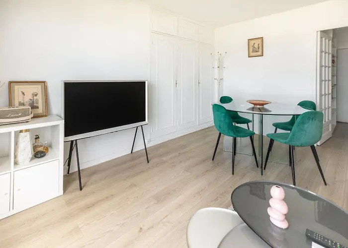 élégant à Montmartre Appartement Paris